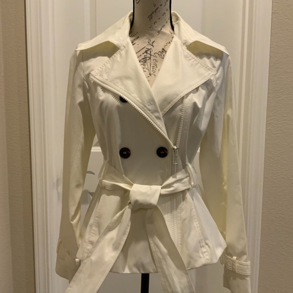 Spring/Summer Jacket - Black Rivet  | GIII Apparel Group